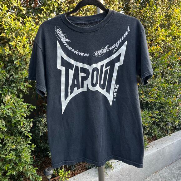 Y2K Tapout American Arrogant Men’s Medium Black T-Shirt - Picture 1 of 6